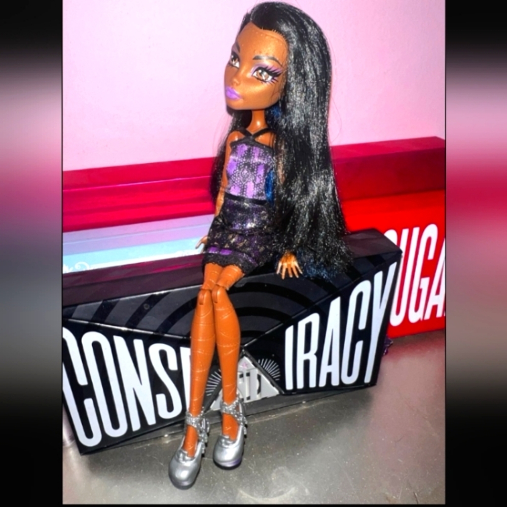 😈💜💛Robecca Steam Monster High